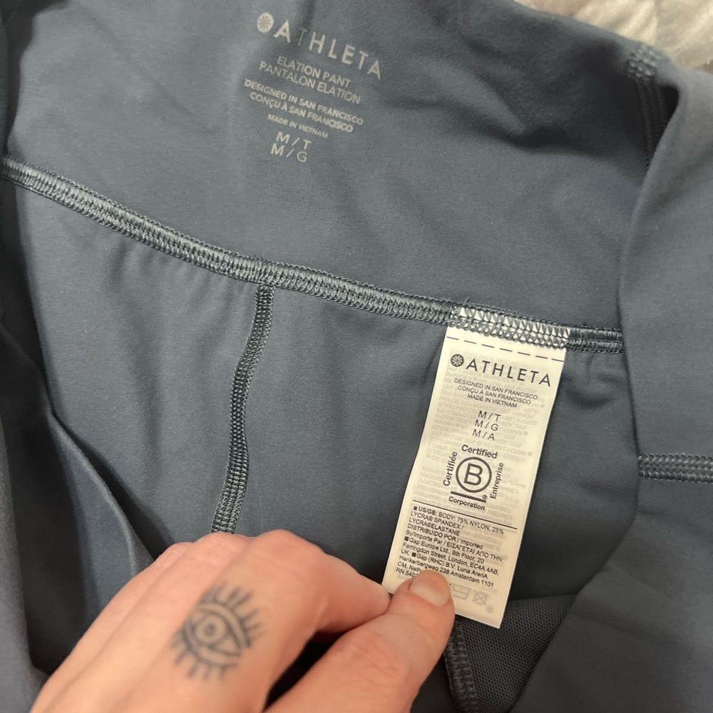 Athleta Elation Pants Granite Blue
Medium Tall Power Of She - Picture 3 of 16